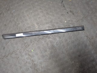 Молдинг двери правое заднее Audi A4 2000-2006