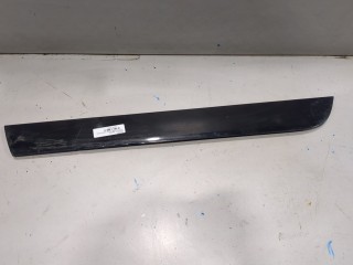 Молдинг двери левое заднее Audi A4 2000-2006