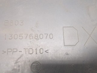 Молдинг крыла правое заднее, ориг. номер 1305768070, Peugeot Boxer 2014-2024