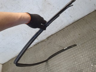 Молдинг стекла (боковое) левое переднее, ориг. номер 7M0837433E, Seat Alhambra 1996-2000