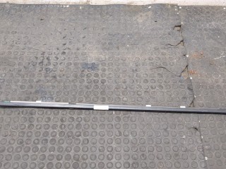 Молдинг стекла (боковое) левое переднее, ориг. номер 82820AV600, Nissan Primera P12 2001-2008