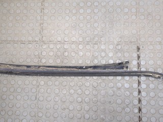 Молдинг стекла (лобовое) правое, ориг. номер 4780502AC, Chrysler 300M 1998-2004