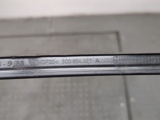 Молдинг стекла (лобовое) левое, ориг. номер 3C0854327A, Volkswagen Passat 2005-2010