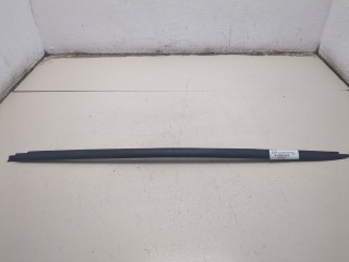 Молдинг стекла (лобовое) левое, ориг. номер 51318125889, BMW 7 серия 1994-1998
