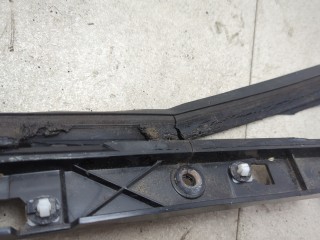 Молдинг стекла (лобовое) правое, ориг. номер BB537803682, Ford Explorer 2015-2018