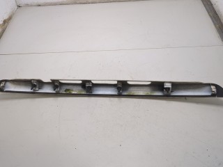 Накладка крышки багажника (двери), ориг. номер 768010D920, Toyota Yaris 2013-2017