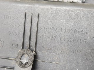 Накладка крышки багажника (двери), ориг. номер 8742N5, Citroen C4 Picasso 2006-2013