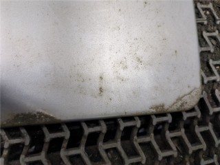 Накладка крышки багажника (двери) правая задняя, ориг. номер MN117244, Mitsubishi Pajero 1997-2004