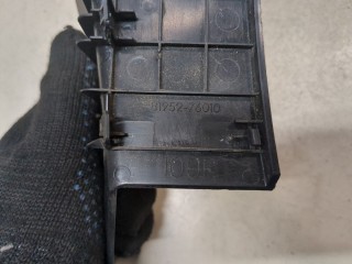 Накладка под фонарь правая задняя, ориг. номер 8195276010, Lexus UX 2018-2026