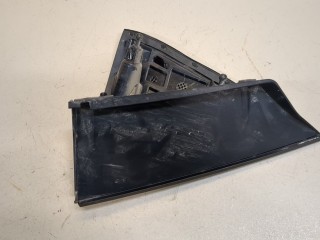 Накладка под фонарь правая задняя, ориг. номер 68227308AC, Chrysler Pacifica 2016-2020