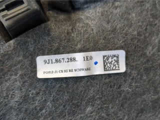Обшивка стойки правая задняя, ориг. номер 9J1867288, Porsche Taycan 2019-2024