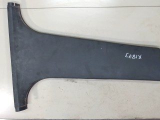 Обшивка центральной стойки Ford Focus 2001-2005