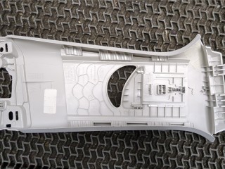 Обшивка центральной стойки левая, ориг. номер LJ6B-S24583-AJW, Ford Escape 2019-2022