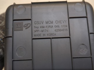 Пластик центральной консоли, ориг. номер 42564615, Chevrolet Trax 2016-2022