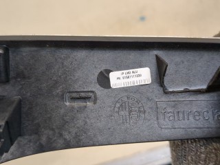 Пластик центральной консоли, ориг. номер 01561111230, Honda Pilot 2005-2008
