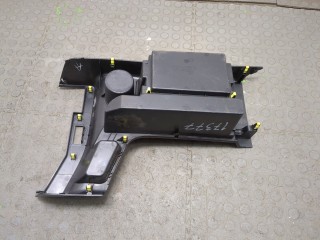 Пластик центральной консоли, ориг. номер 588210C090, Toyota Sequoia 2007-2017