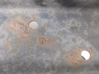 Кронштейн балки подвески левый, ориг. номер 554523JA0A, Nissan Pathfinder 2012-2017