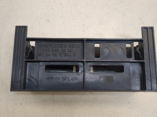 Кронштейн блока управления, ориг. номер 2205453440, Mercedes S W220 2002-2005