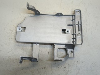 Кронштейн блока управления Audi A6 2004-2008