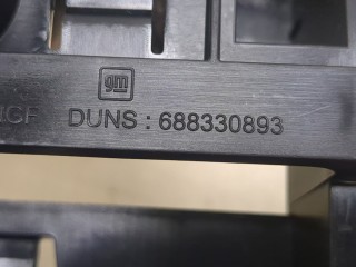 Кронштейн блока управления, ориг. номер 688330893, Buick Encore GX 2023-2026
