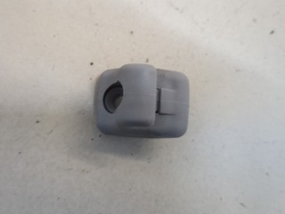 Кронштейн козырька солнцезащитного, ориг. номер 88217S01A01ZA, Honda Element 2002-2006