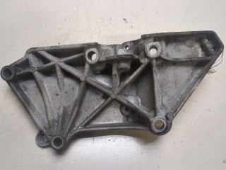 Кронштейн компрессора кондиционера, ориг. номер 8200100148, Renault Scenic 2003-2006