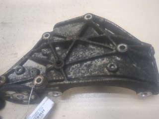 Кронштейн компрессора кондиционера, ориг. номер 0682367380, Volvo S40 2007-2012