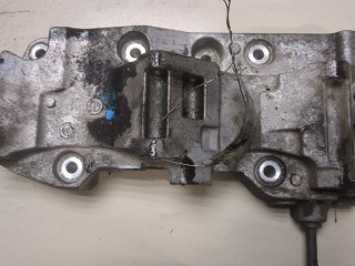 Кронштейн компрессора кондиционера BMW 5 F10 2009-2013