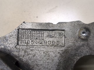 Кронштейн крепления генератора, ориг. номер 5096233AA, Chrysler Voyager 2004-2008
