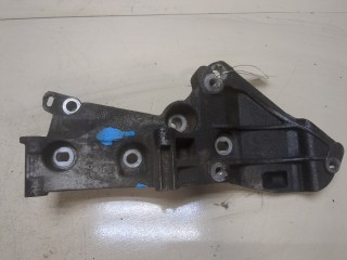 Кронштейн крепления генератора Renault Megane 2002-2006