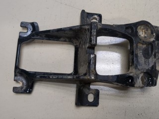 Кронштейн подножки правый, ориг. номер ASG100561, Land Rover Range Rover 4 2012-2017