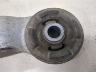 Кронштейн редуктора, ориг. номер 5238042160, Toyota RAV 4 2018-2026