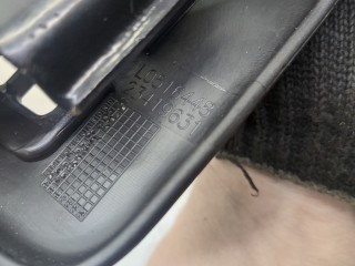 Кронштейн сиденья передний, ориг. номер 13513082, Chevrolet Equinox 2017-2021
