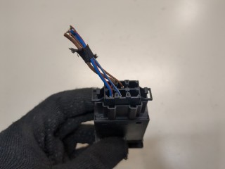 Кнопка лючка топливного бака, ориг. номер 1U0959833B, Skoda Octavia 2000-2011