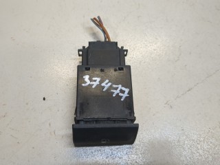 Кнопка лючка топливного бака, ориг. номер 1U0959833C, Skoda Octavia 1996-2000