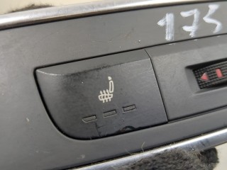 Кнопка обогрева сидений, ориг. номер 4G0863357A, Audi A7 2010-2014