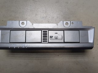 Кнопка обогрева стекла Ford Focus 2004-2008