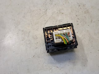 Кнопка регулировки зеркал, ориг. номер 25570AX005, Nissan Navara 2005-2010