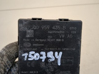 Блок управления бесключевого доступа, ориг. номер 3Q0959435B, Volkswagen Passat 8 2014-2021