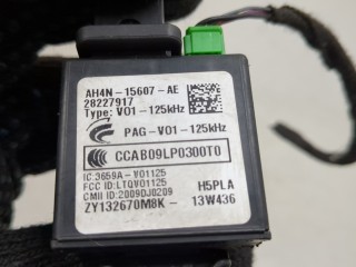 Блок управления бесключевого доступа, ориг. номер AH4N15607AE, Volvo V40 2012-2017