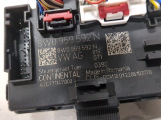 Блок управления дверьми, ориг. номер 8W0959592N, Audi A4 2019-2026