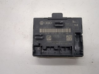 Блок управления дверьми Audi A6 2011-2014