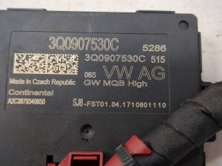 Блок управления интерфейсом, ориг. номер 3Q0907530C, Volkswagen Passat 8 2014-2021
