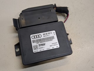 Блок управления стояночным тормозом Audi A4 (B8) 2011-2015