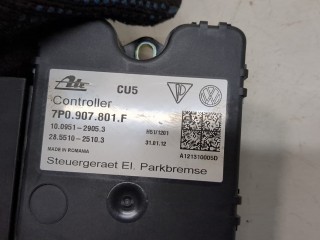 Блок управления стояночным тормозом, ориг. номер 7P0907801F, Volkswagen Touareg 2010-2014