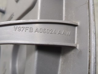 Крышка бардачка, ориг. номер V97FBA06024AAW, Ford Fiesta 1999-2002