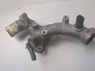 Фланец системы охлаждения, ориг. номер 2561039850, KIA Sorento BL 2002-2006