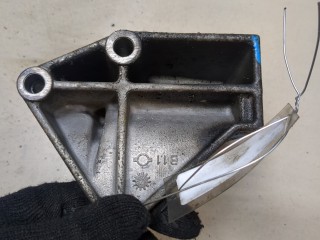 Кронштейн насоса гидроусилителя руля, ориг. номер 119409F600, Nissan Almera 2000-2003