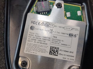 Камера бокового вида, ориг. номер 1100441-00-E, Tesla Model 3 2017-2021