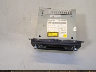 Магнитола, ориг. номер 1K0035156A, Volkswagen Golf 6 2008-2012